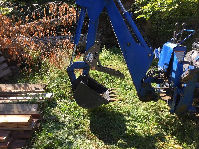 New Holland Thumb Backhoe 758C Thumb Backhoe 758C